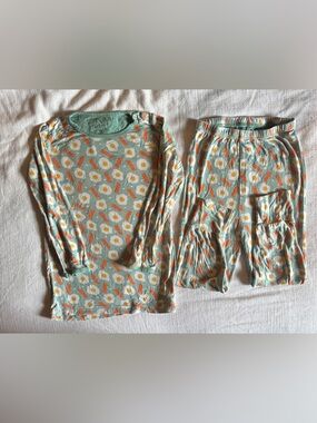 Clover Bacon and Eggs love print PJ set